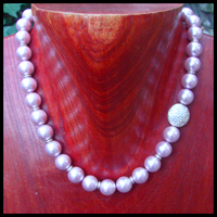 contemporary asymmetrical lavender pearl necklace